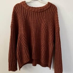 Universal Thread (M/L) rust red/brown crewneck chunky knit pullover sweater
